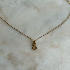 “S” initial letter necklace